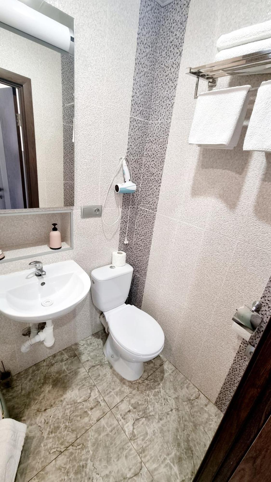 Apartment Mitskevycha Square 5 リヴィウ エクステリア 写真